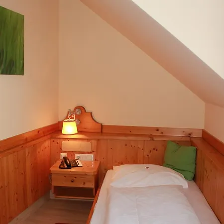 Mohnhotel - Bergwirt Schrammel