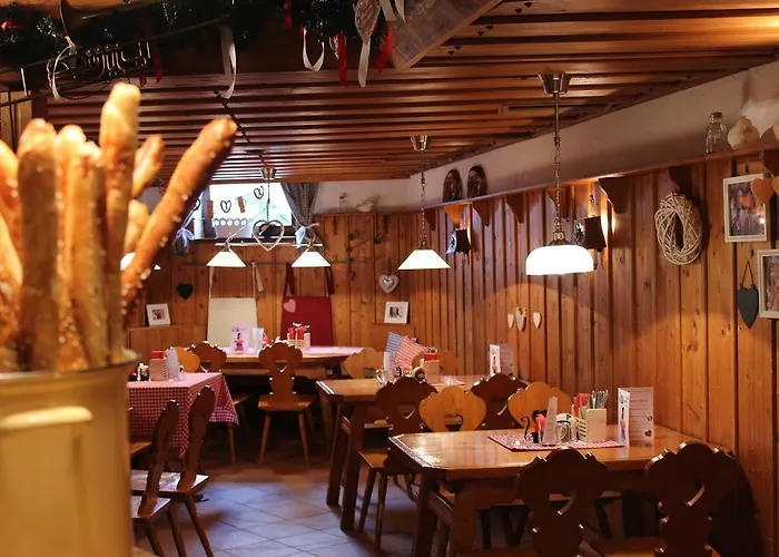 Mohnhotel - Bergwirt Schrammel Zwettl